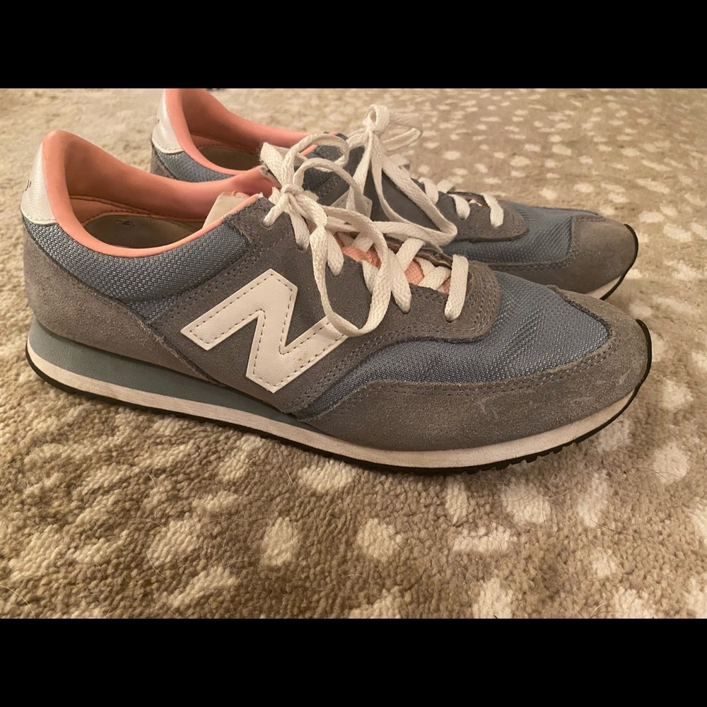J. Crew New Balance 620 grey/peach